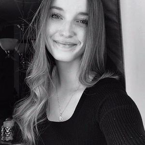 Meet your Posher, Jade